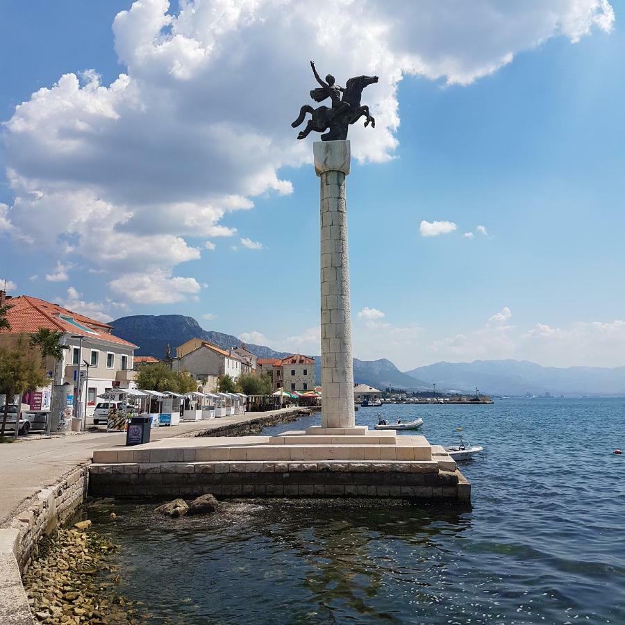 Apartment Lana Kastel Stari Kaštela Exterior foto